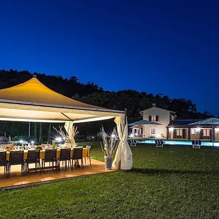 Olga - Giardino E Piscina Privata Tra Le Colline Di Vila Lucca